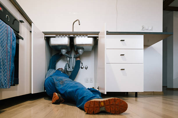 Professional Leak Detection technician working in Grizzly Flats, CA
